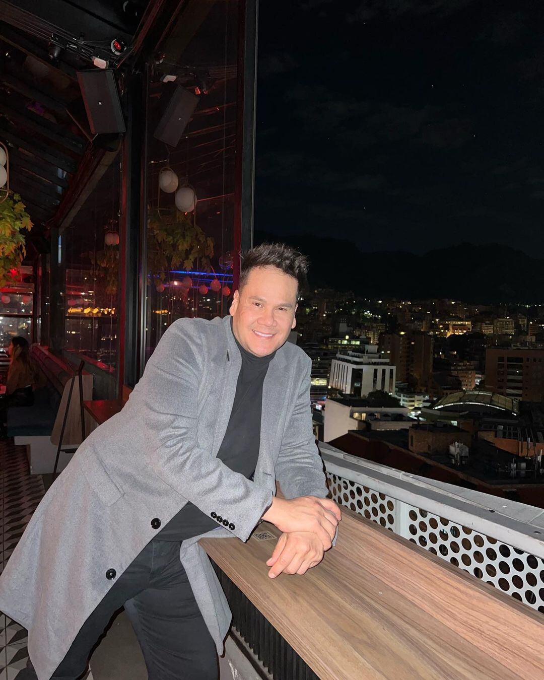 Durante toda su trayectoria se ha encargado de traer los mejores chismes de la farándula colombiana.