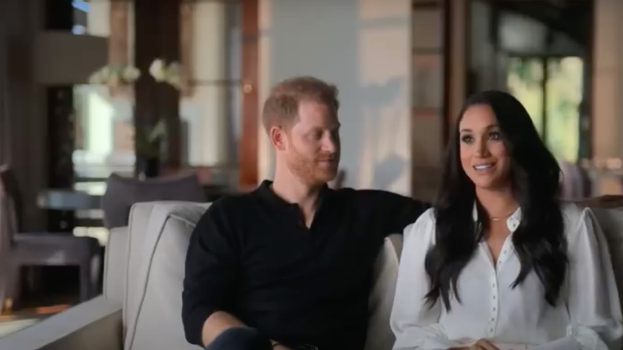 El documental de Netflix sobre el príncipe Harry y Meghan Markle estrenó este 15 de diciembre reveladores episodios.