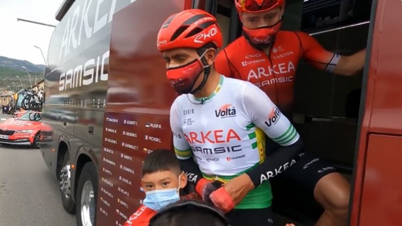 Nairo Quintana saludó a sus seguidores en España