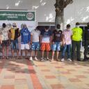 Momento en que la Policía Nacional presentaba a los capturados.