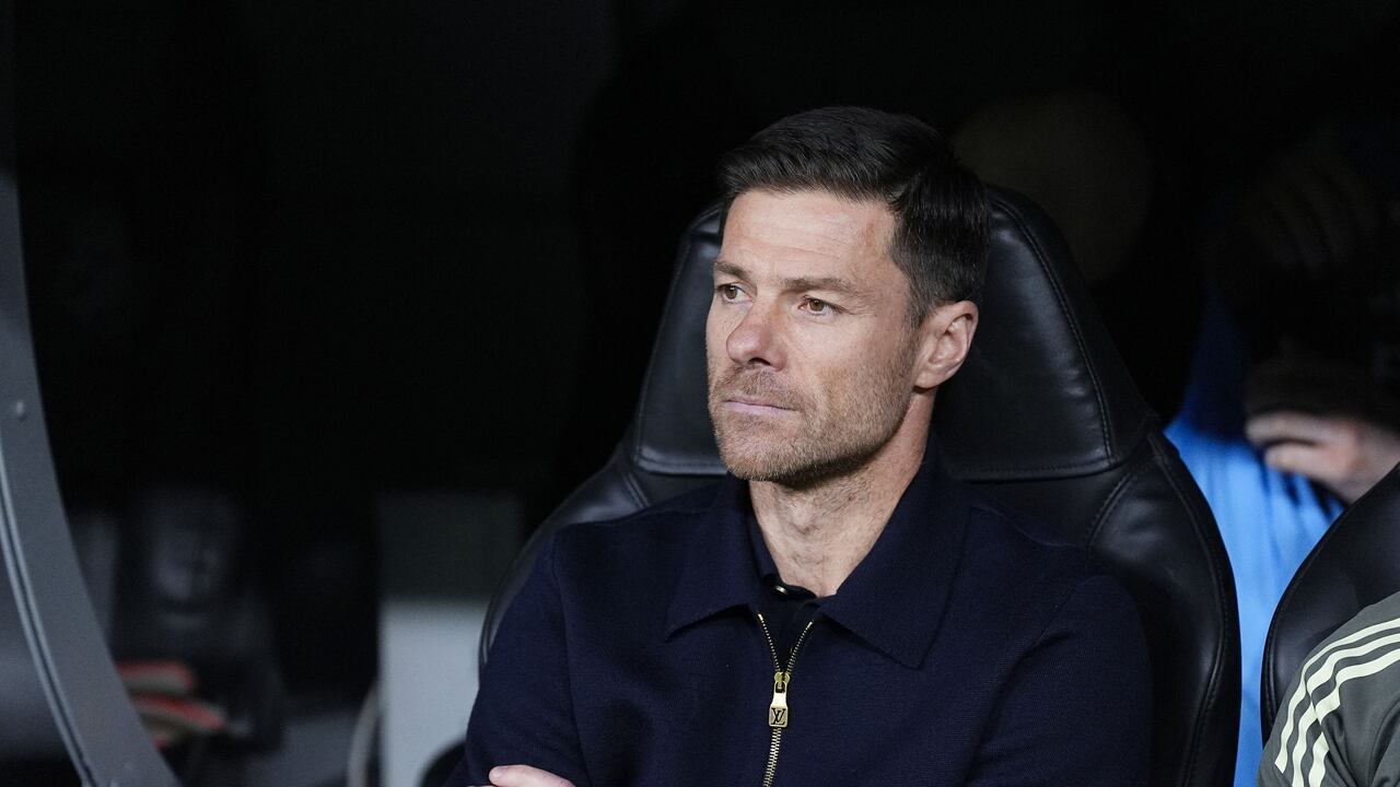 Xabi Alonso en el banquillo del Real Madrid