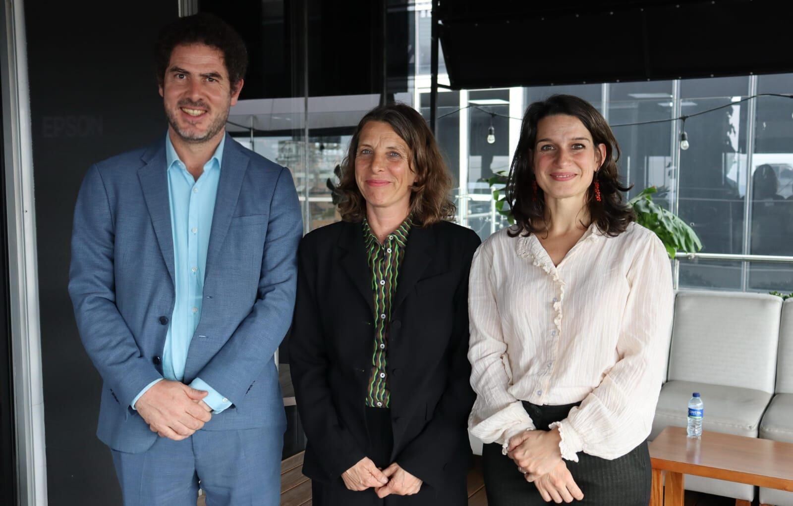 Nicolas Chenet,
director del Departamento de Desarrollo Sostenible de Expertise France, Cassilde Brénière, directora general adjunta de Expertise France y Murielle Gurtner, representante de Expertise France para la Región Andina.