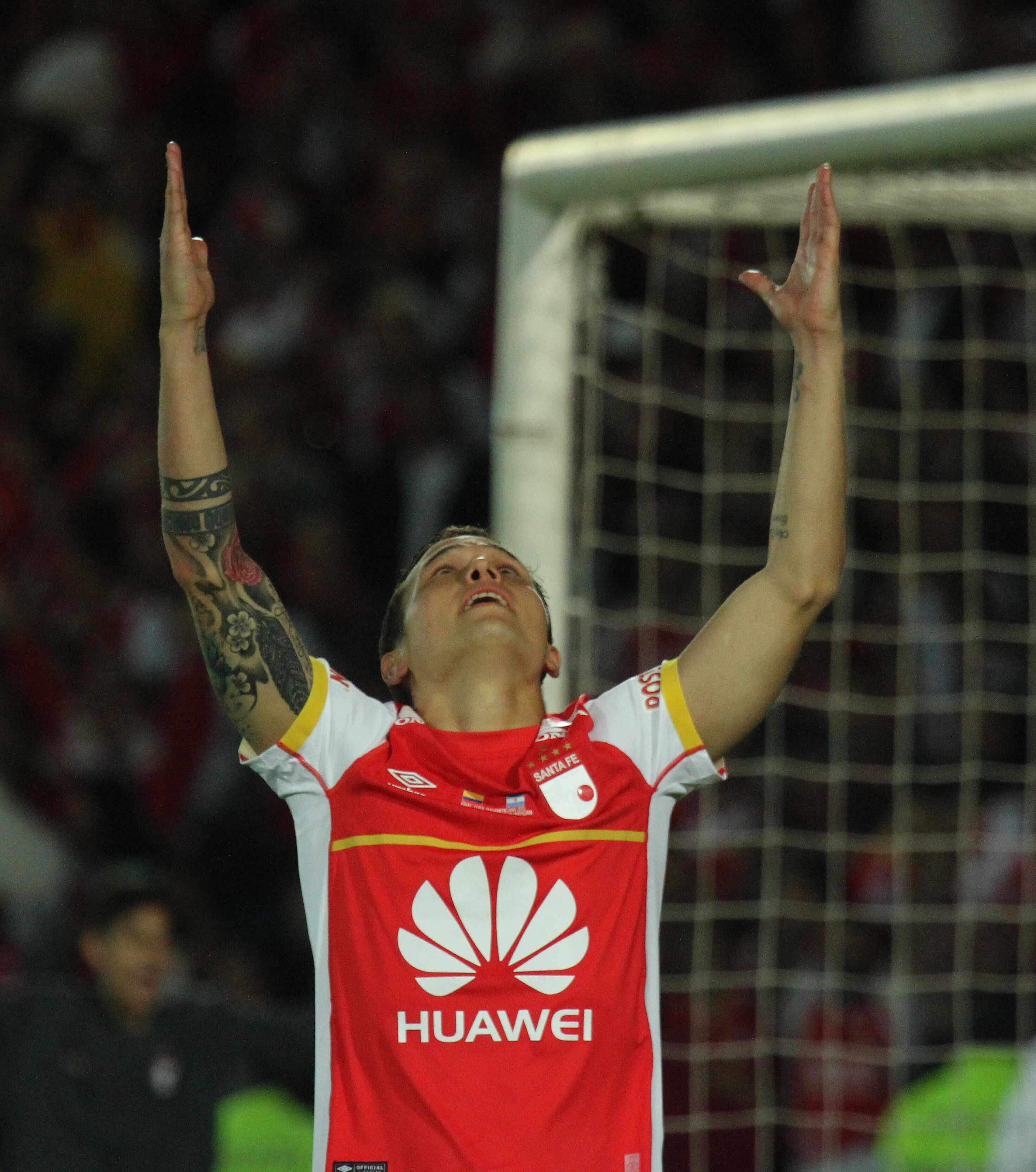 Diciembre 09 de 2015. Bogotá. En el estadio Nemesio Camacho El Campín, Independiente Santa Fe se coronó como nuevo campeón de la Copa Sudamericana 2015 tras vencer a Huracán de Argentina.En la foto: Luis Manuel Seijas  (Colprensa - Diego Pineda)