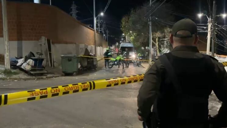 En lugar se encontraron rastros de bombas molotov.