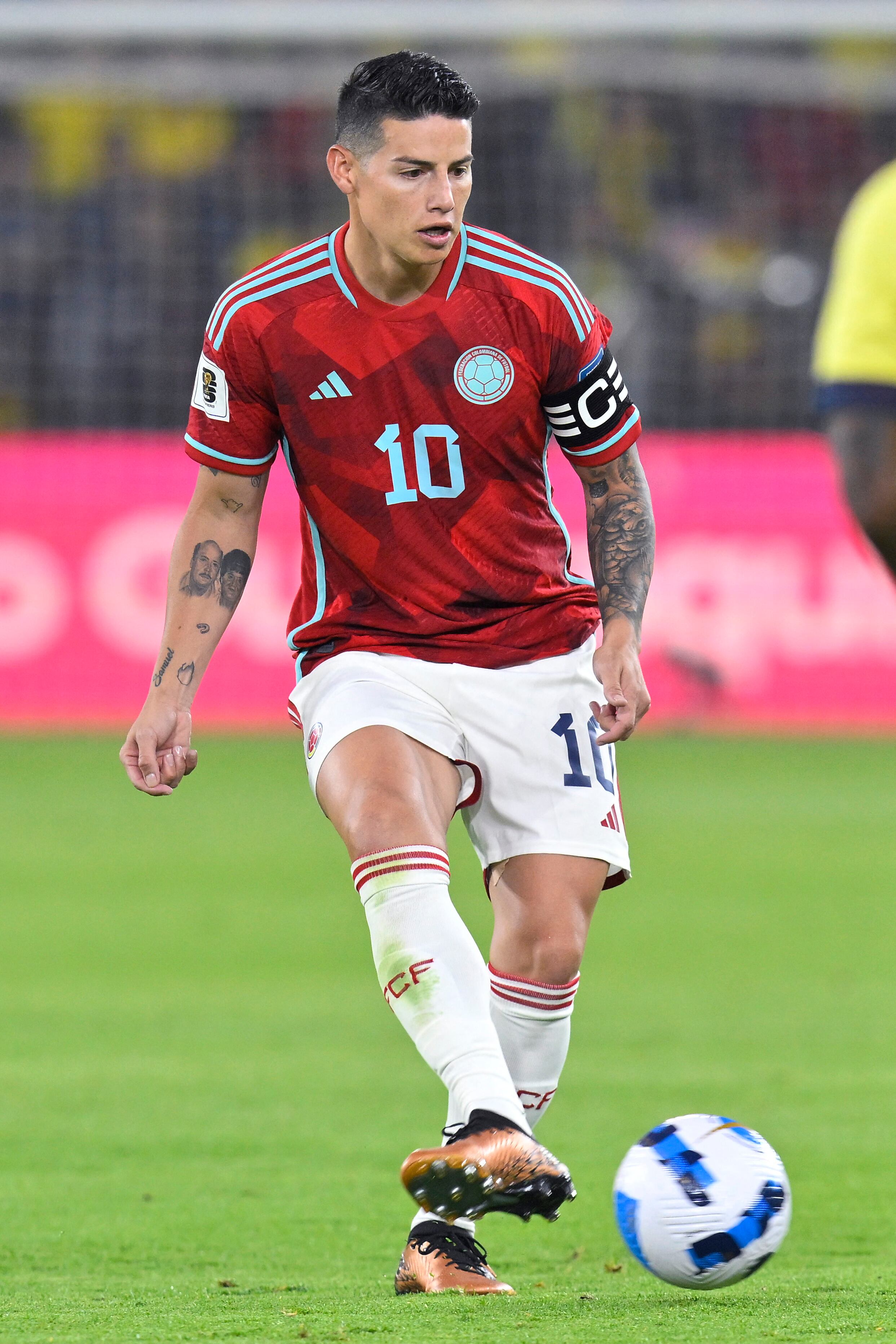 Colombia's midfielder James Rodriguez passes the ball during the 2026 FIFA World Cup South American qualification football match between Ecuador and Colombia at the Rodrigo Paz Delgado Stadium in Quito, on October 17, 2023. (Photo by Rodrigo BUENDIA / AFP)