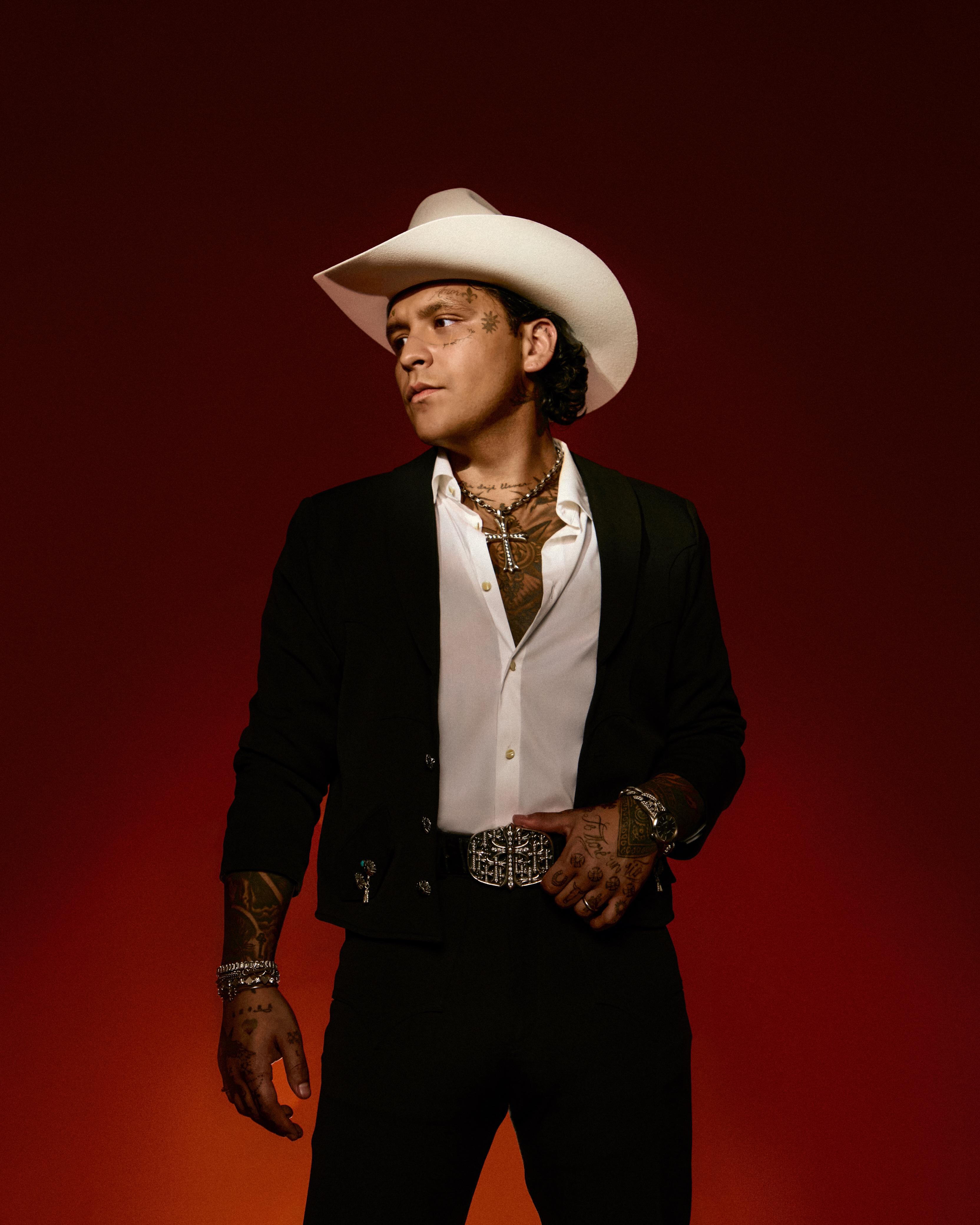Christian Nodal cantará éxitos como “Adiós Amor”, “De Los Besos Que Te Di”, o “No te Contaron Mal” y canciones nuevas como AMÉ.