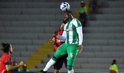 Imagen de un duelo entre Melgar y Atlético Nacional por la Copa Libertadores 2023.