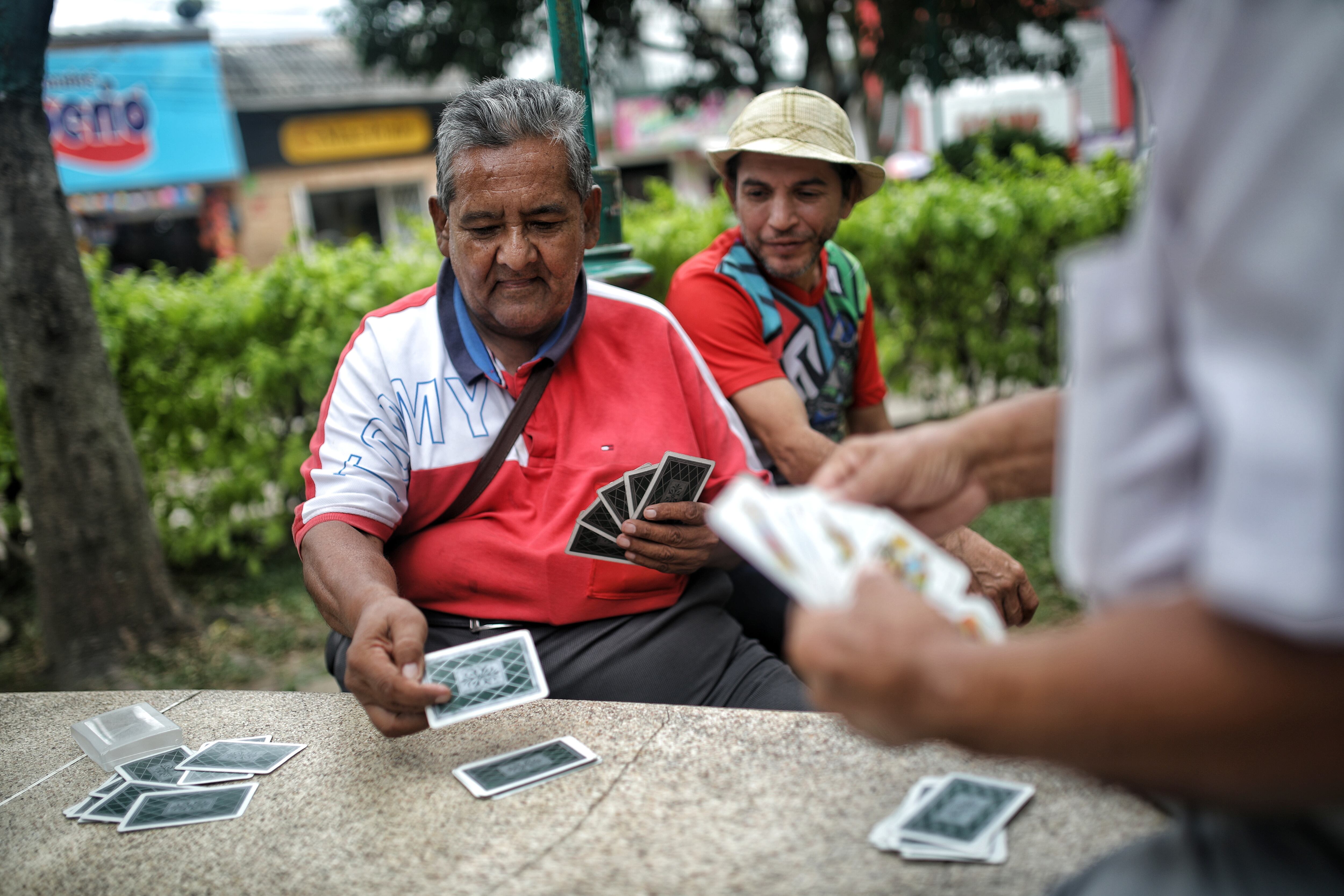 Christian Niño Zafra, taxista, 67 años. Piedecuesta, Santander. FOTO: ESTEBAN VEGA LA-ROTTA