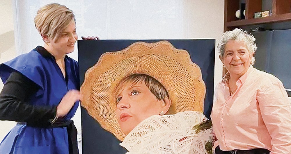    Mejía es cercana a la familia Petro Alcocer. A la primera dama le regaló un cuadro.