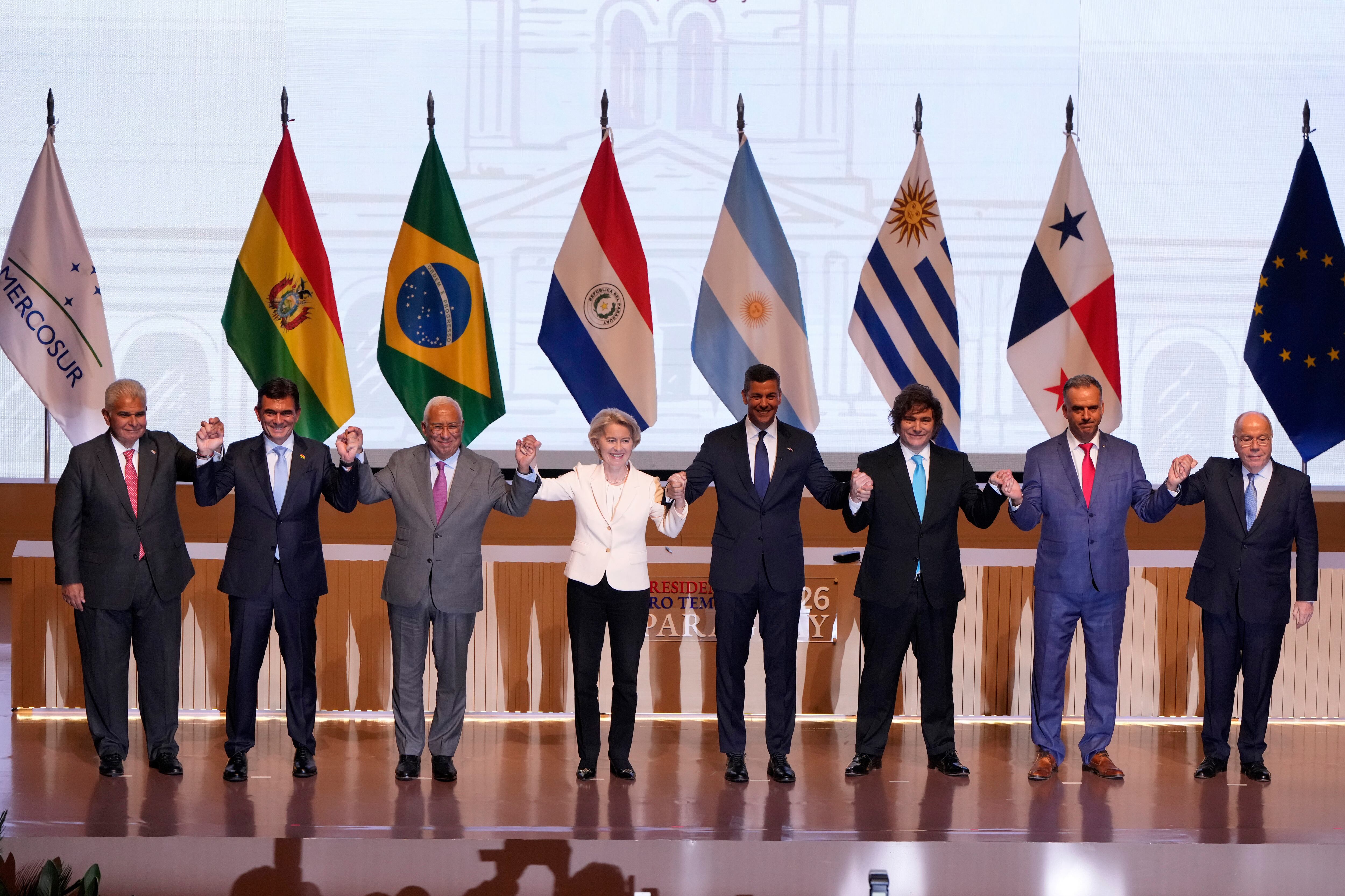 Reunión para firmar un acuerdo de libre comercio entre la Unión Europea y el Mercosur en Asunción, Paraguay.