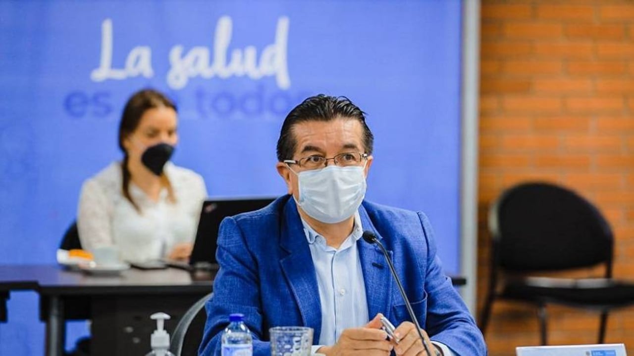 Ministro de Salud, Fernando Ruiz.