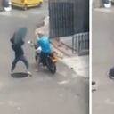 Video: ¡Casí se mata! Ladrón cayó en alcantarilla intentando robarle la tapa