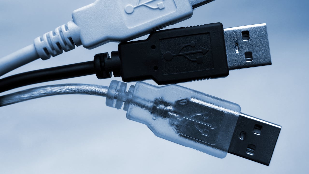 Símbolos de los conectores USB de los ordenadores.