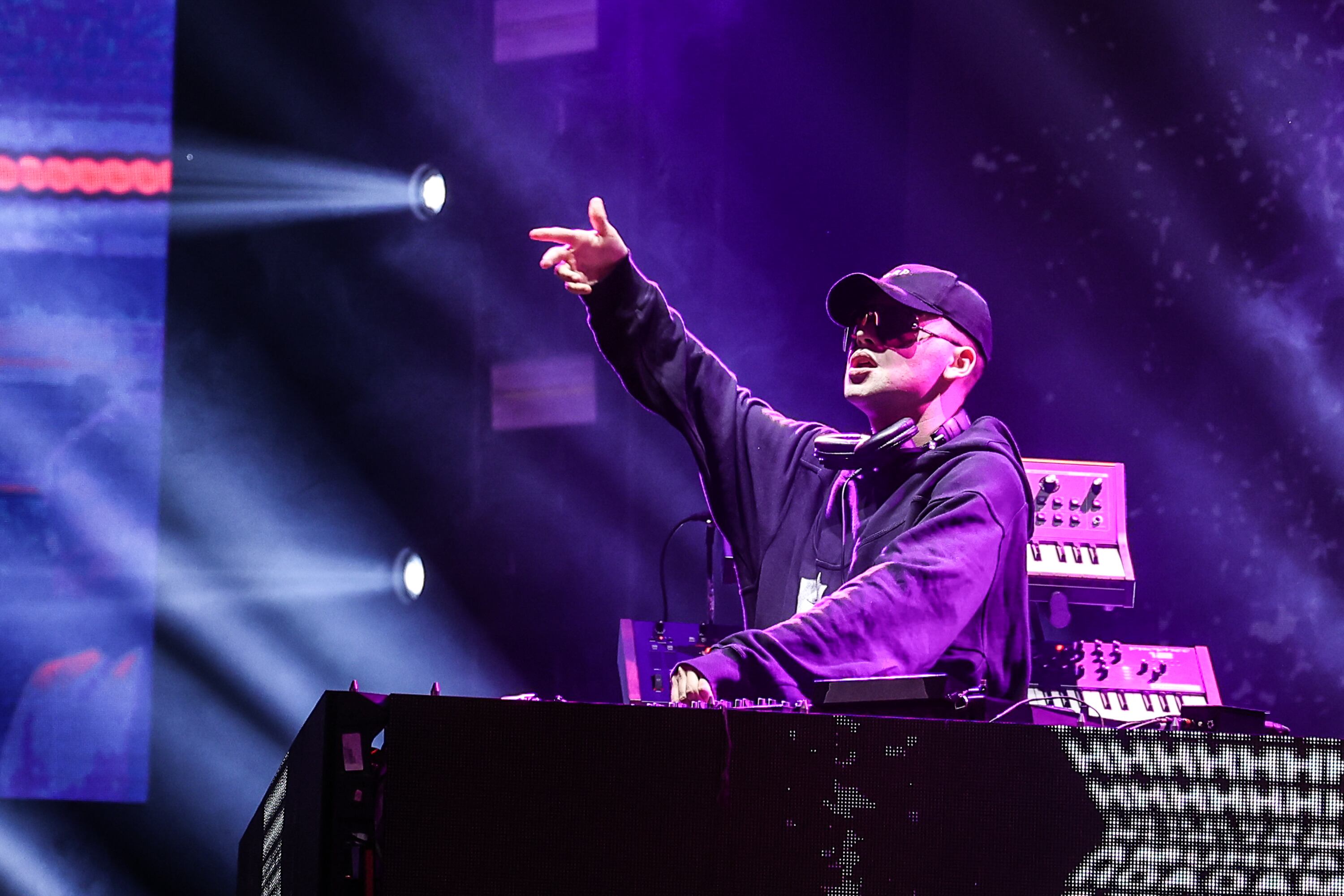 Bizarrap se hizo en las plazas y tarimas argentinas