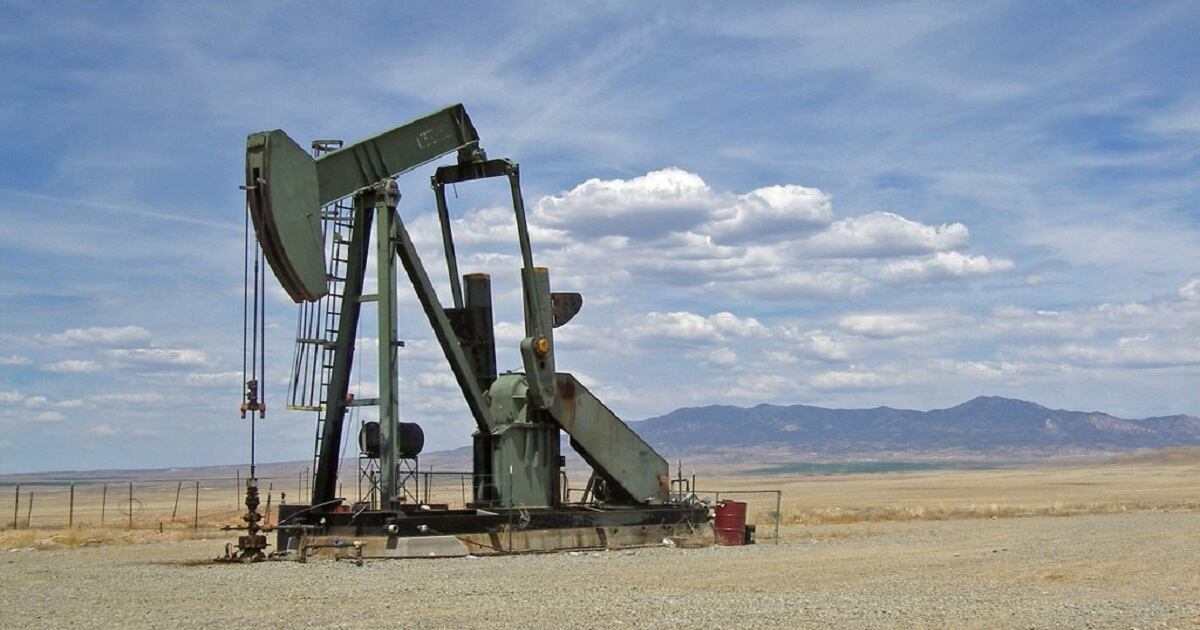 Con unos hidrocarburos que representan el 70% de las exportaciones rusas, "cada bajada de un dólar en el precio del petróleo representa una pérdida de 3.000 millones de dólares para las exportaciones anuales" del país, recuerda la Opep, de la que no forma parte Rusia. 