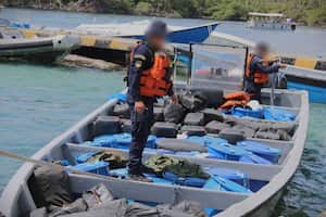 Fiscalía judicializa más de tres toneladas de cocaína decomisadas en San Andrés por la Armada.