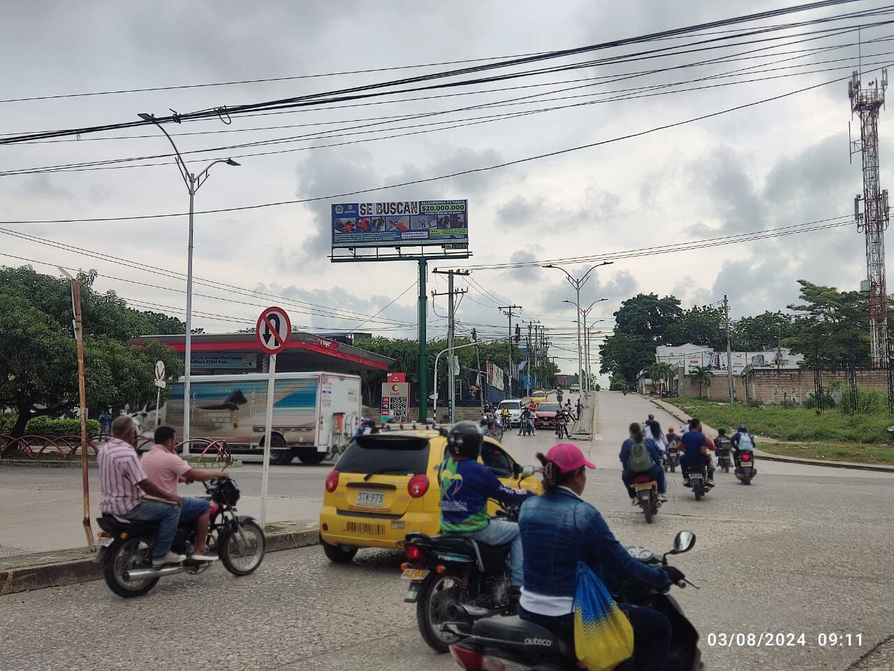 Esta es una de las vallas que se están instalando en Sincelejo para dar con el paradero de presuntos delincuentes.