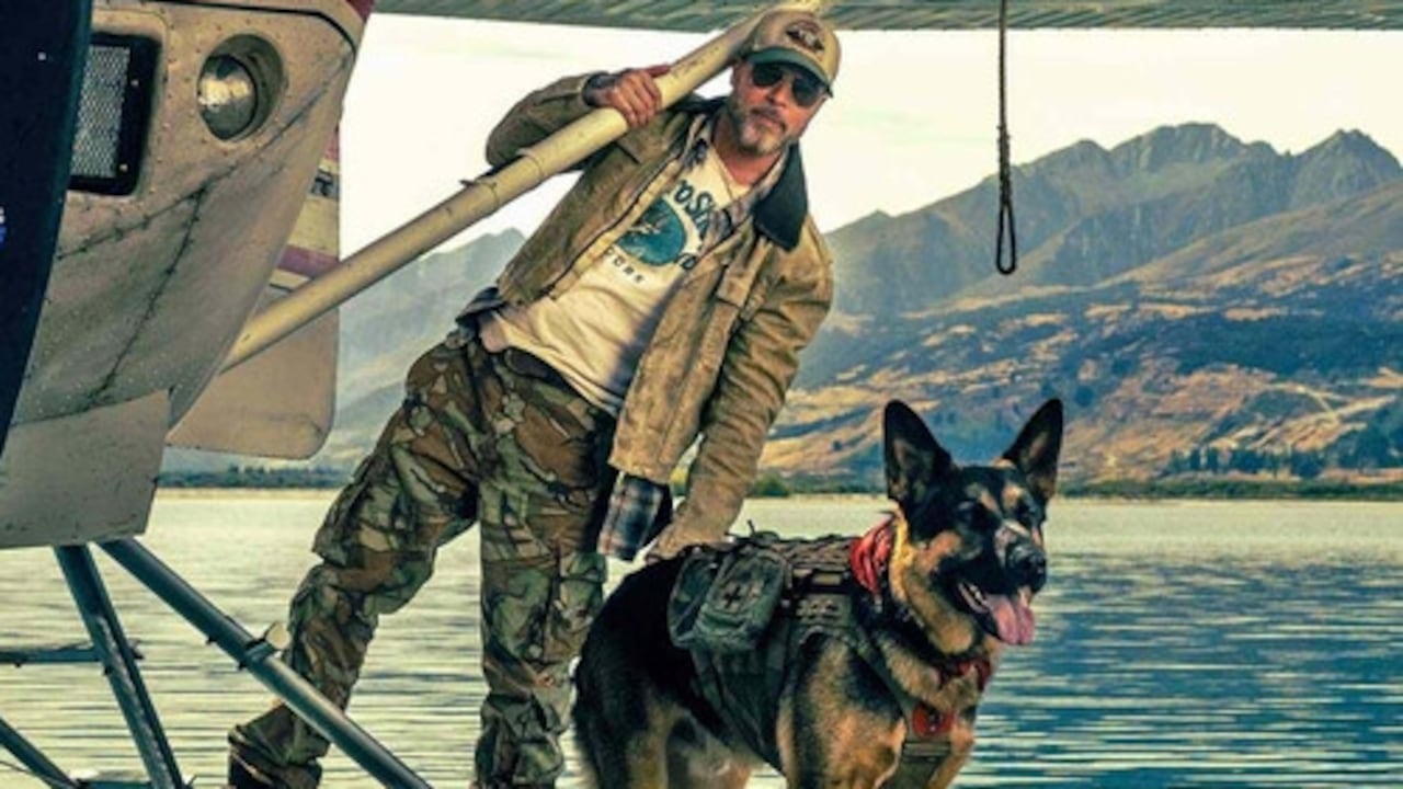 'El corazón de la bestia': la historia del perro militar junto a Brad Pitt que conmovió hasta el llanto a David Ayer