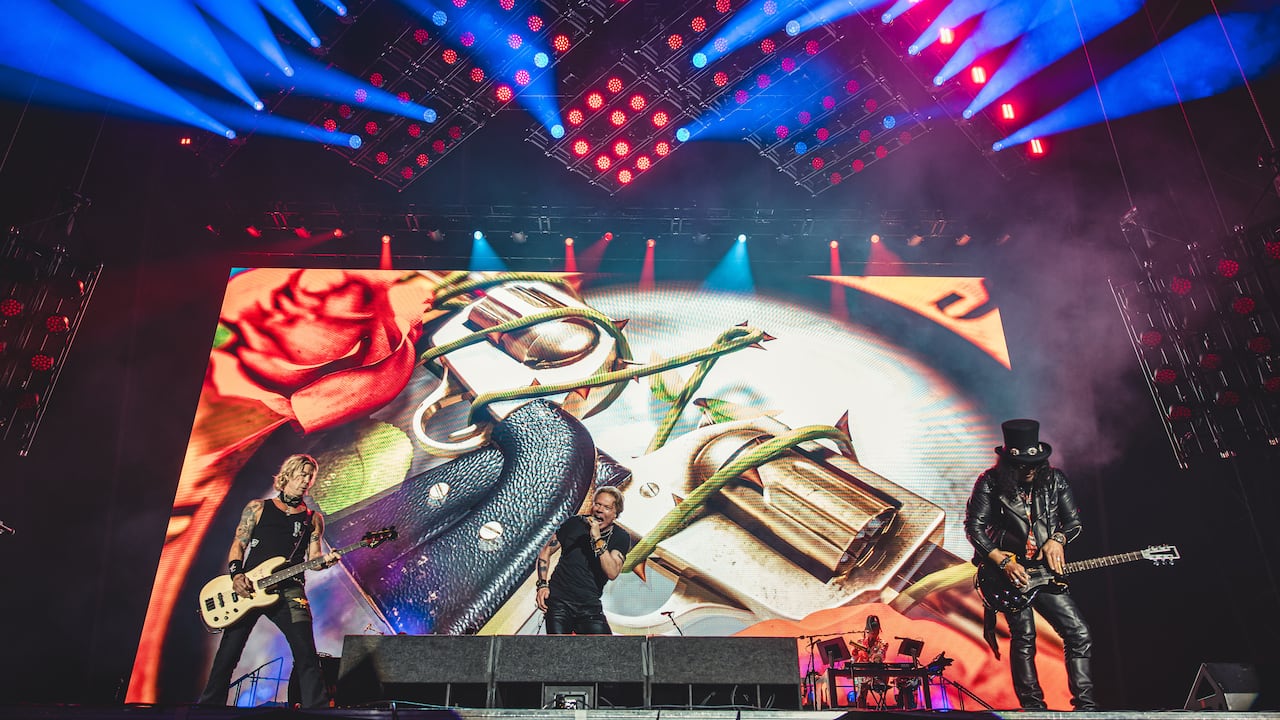 Guns n’ Roses recompensó a sus fieles en el Vive Claro de Bogotá con una plenipotenciaria masterclass rockera.