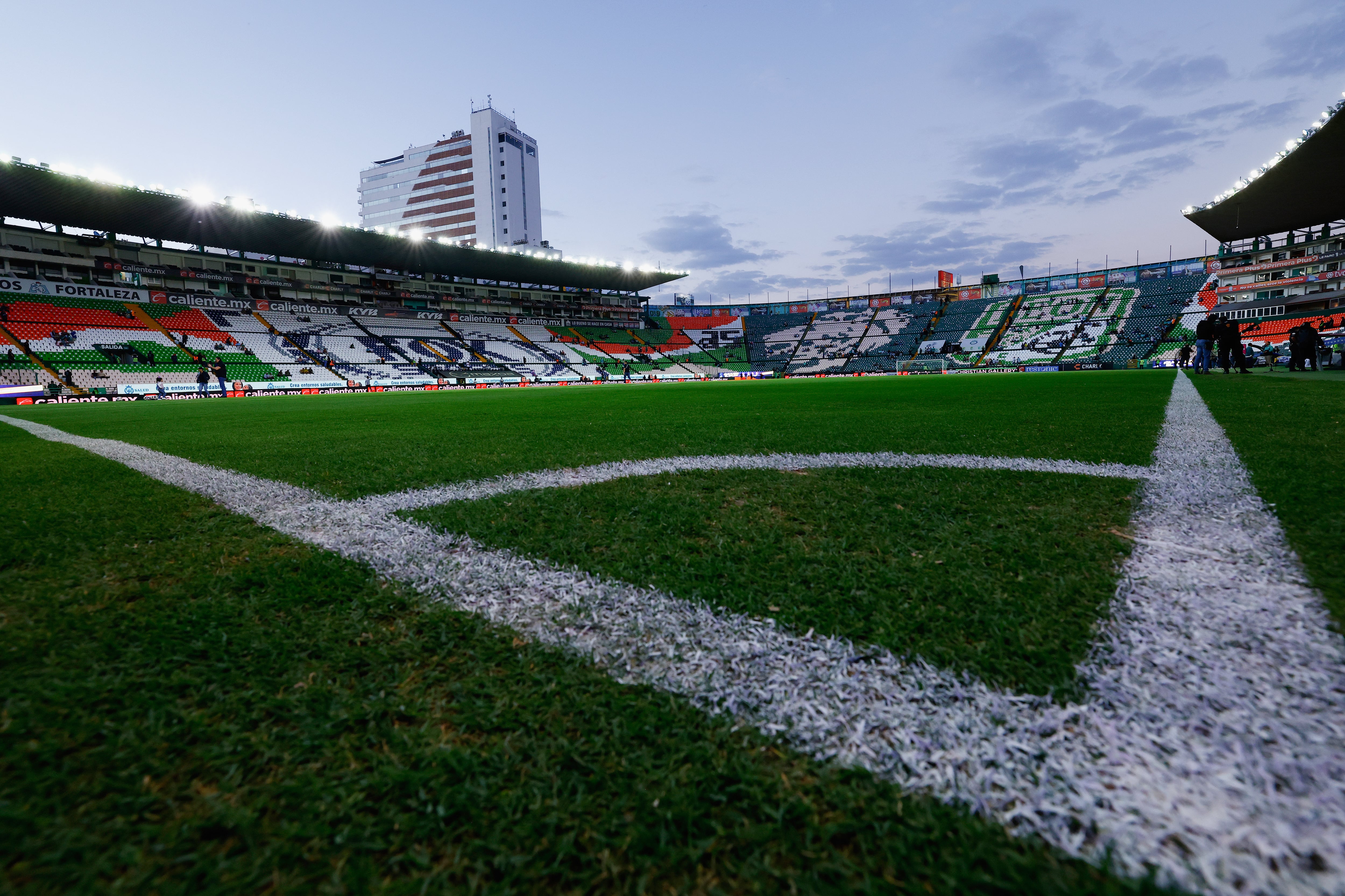 Estadio donde juega, de local, el Club León de México.
