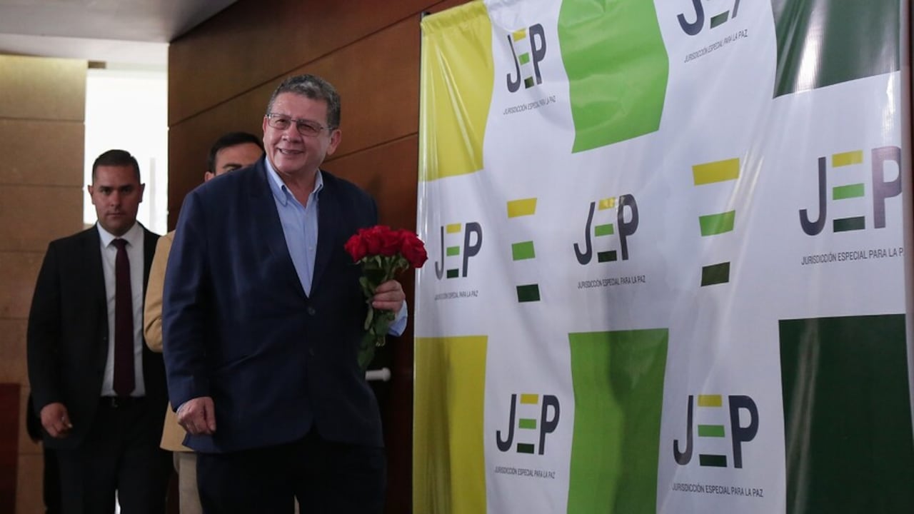 La JEP le imputó cargos al excomandante guerrillero y excongresista Pablo Catatumbo.