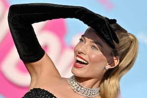Margot Robbie asiste al estreno mundial de "Barbie" en el Shrine Auditorium and Expo Hall el 9 de julio de 2023 en Los Ángeles