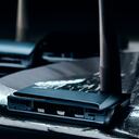 El papel aluminio puede ayudar a mejorar la señal WiFi de un hogar.