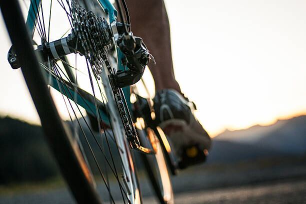 El joven perdió la vida de forma inmediata ante el brutal impacto.