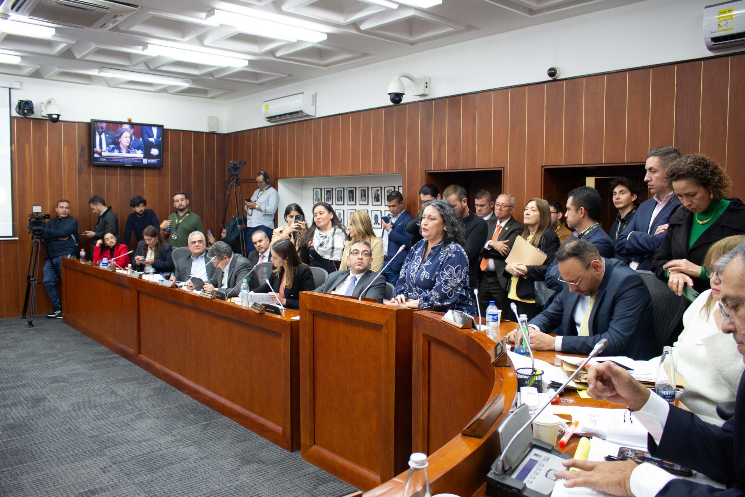 Debate de la reforma laboral en la Comisión Cuarta del Senado.