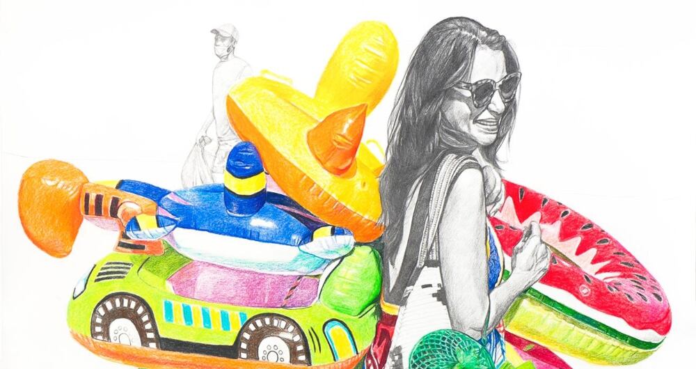 En la obras la artista colombiana Rosario Heins destaca el famoso ‘rebusque’, una práctica implementada por las personas de escasos recursos en las playas del país.