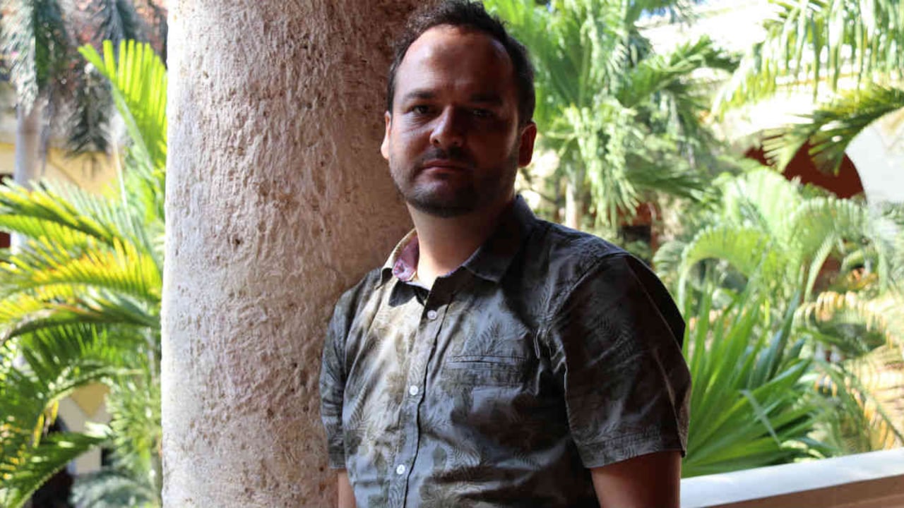 Juan Cárdenas nació en Popayán, Cauca.