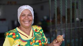 Fabiola Esther Robles, una de las mujeres que logró emprender de la mano de la Fundación delamujer.