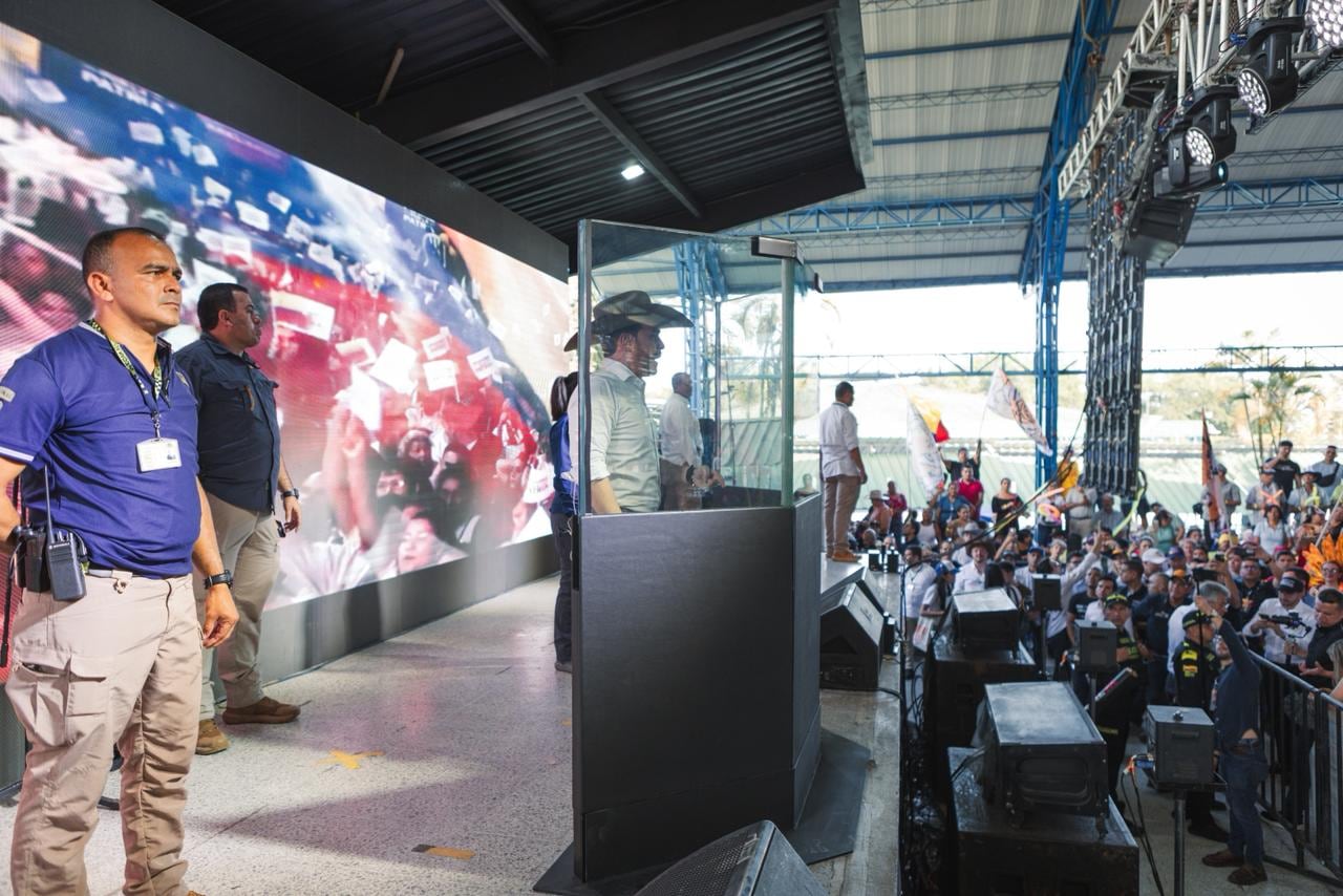 Abelardo de la Espriella, en un evento público, en Villavicencio, este miércoles, 18 de febrero.