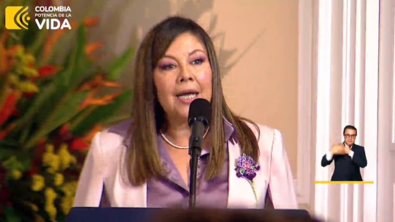 Luz Adriana Camargo nueva fiscal general