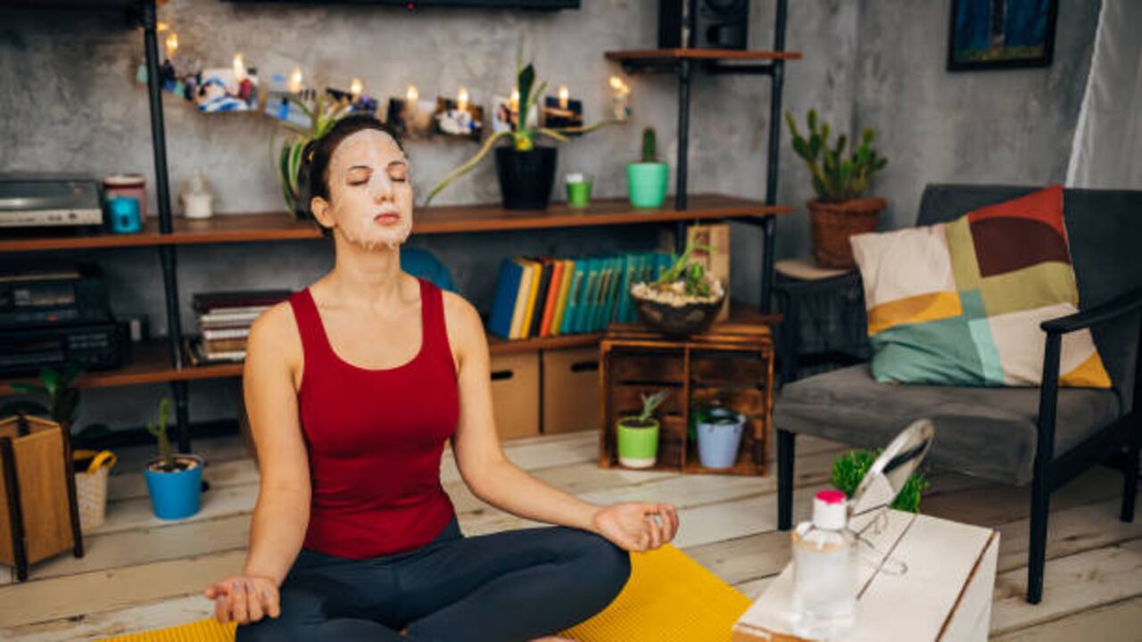 El yoga es una rutina recomendada especialmente para individuos con personalidades tranquilas y ordenadas, no obstante, cualquiera que esté interesado puede practicarlo.
