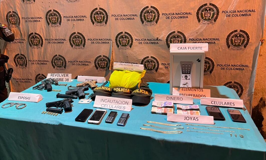 Cayó banda de falsos policías en Caldas.