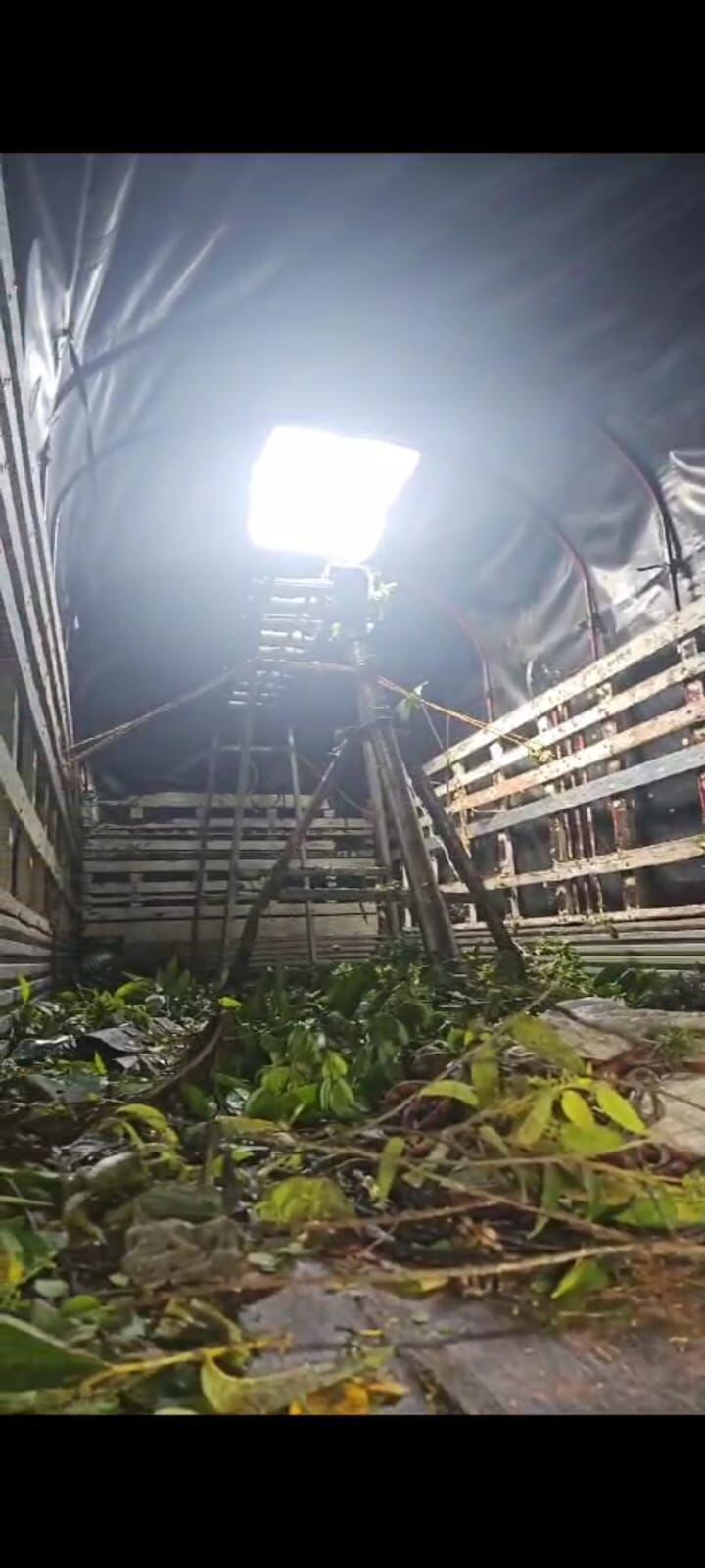 Este es el lanza mortero hallado en el interior de un camión.