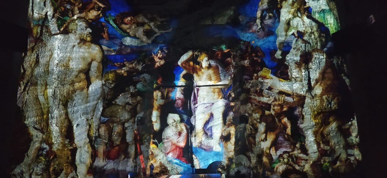 Lumen Spei (luz de esperanza), un espectáculo que busca llenar de esperanza a los visitantes de la Catedral de Sal de Zipaquirá.