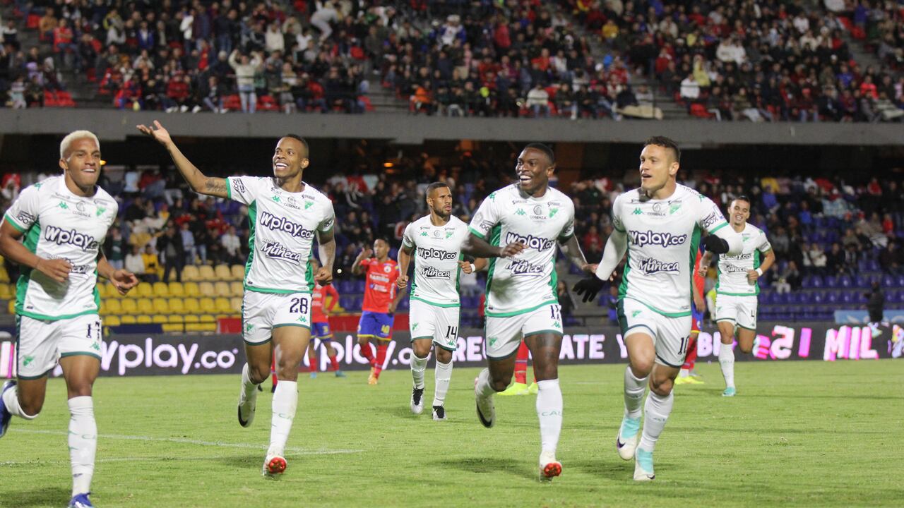 Deportivo Cali celebrando su gol en la capital nariñense
