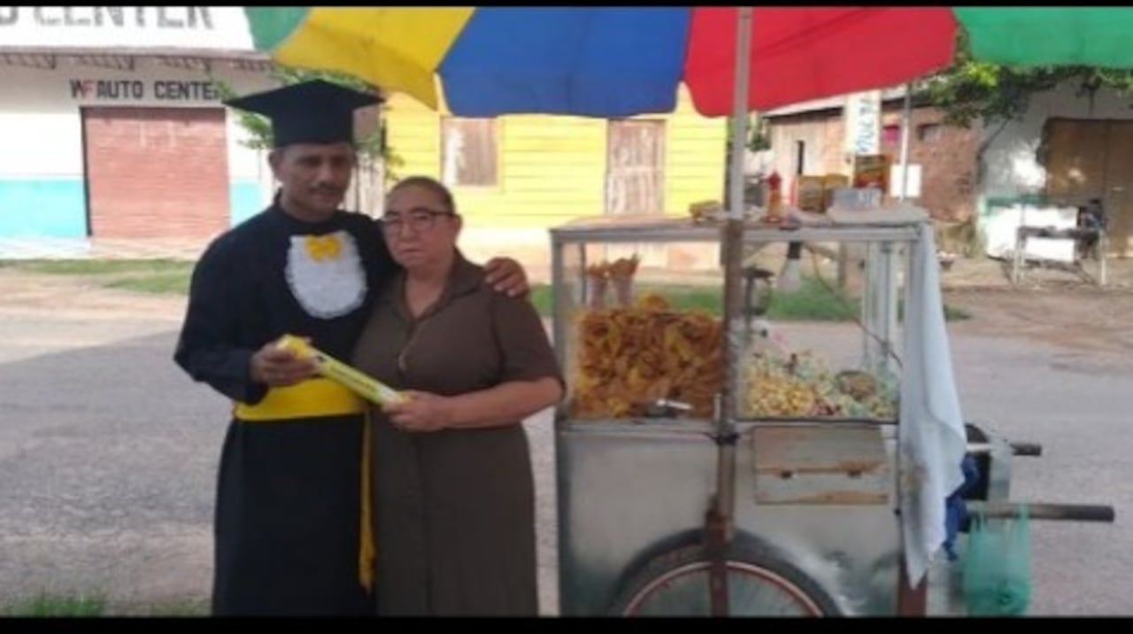 Samuel Cardoso Brito, un hombre originario de Paraná, Brasil, se graduó a sus 52 años de la Universidad.