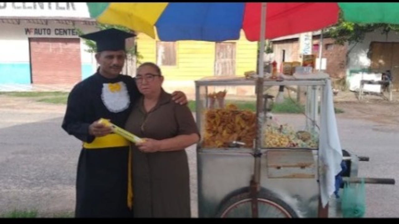 Samuel Cardoso Brito, un hombre originario de Paraná, Brasil, se graduó a sus 52 años de la Universidad.