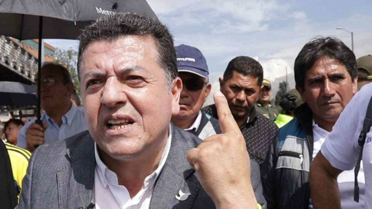 Foto: Hugo Ospina, líder de taxistas.