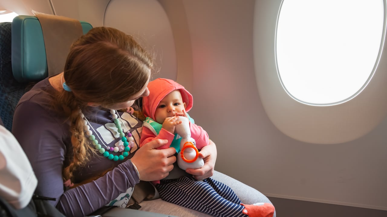 Pasajeros reaccionaron en redes tras la separación de un niño de 2 años de su madre durante un vuelo de Southwest Airlines.