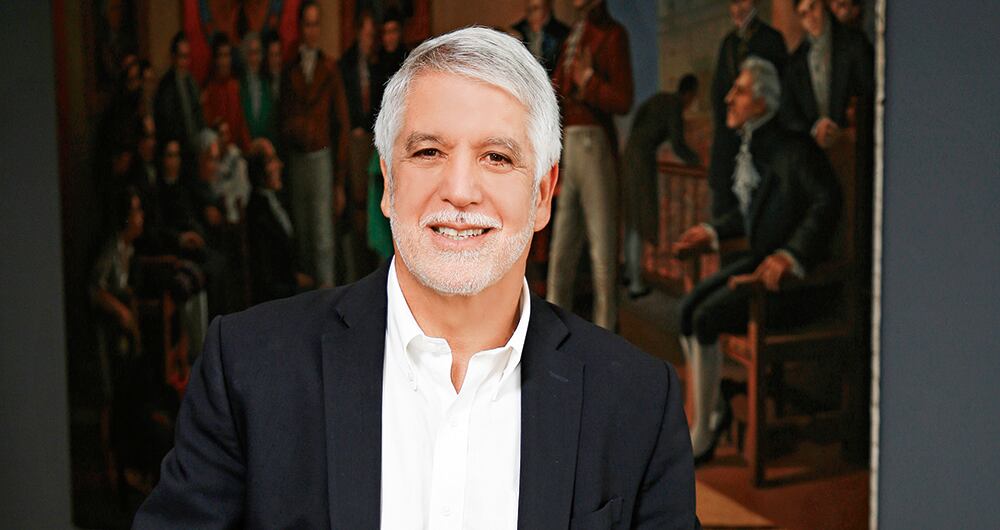 ENRIQUE PEÑALOSA Sus dos alcaldías lo convirtieron en un referente de los temas metropolitanos y ha sido el artífice de la transformación urbanística de Bogotá.