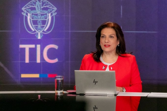 La ministra actual del Ministerio de las TIC (MinTIC) es Alexandra Falla Zerrate.