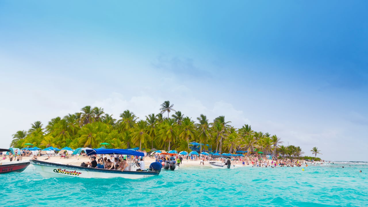 Las playas de Johnny Cay en San Andrés se incluyen en las imperdibles para visitar en Colombia.