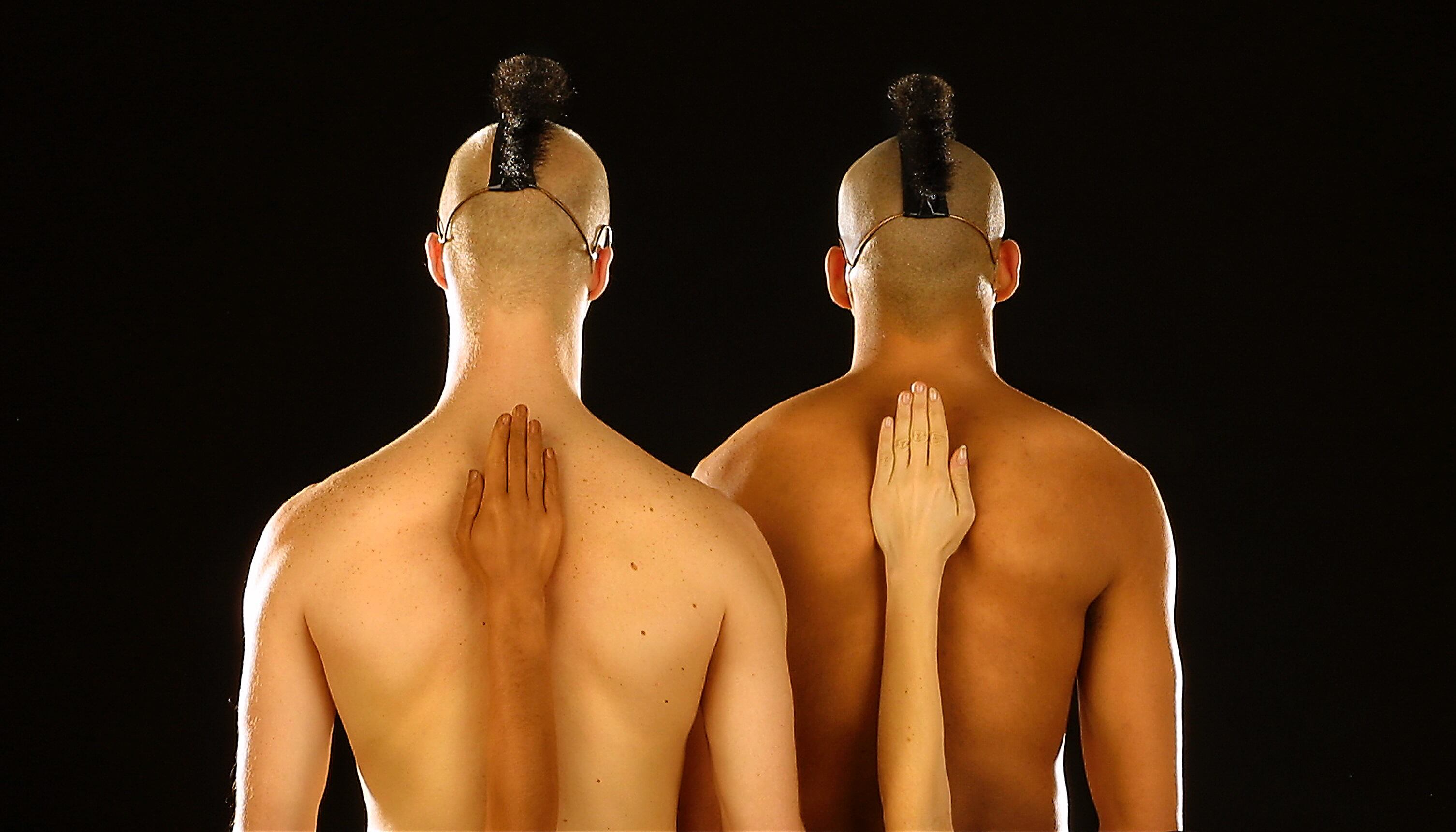 'Les 24 Préludes de Chopin', de Marie Chouinard. Bailarines: Elijah Brown, Julio Cesar Hong