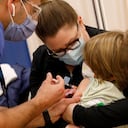 Colombia entra en la lista de países que le aplicará vacuna Pfizer a niños mayores de 5 años