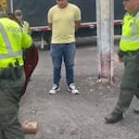 A la camioneta no la cabía una panela más de marihuana.