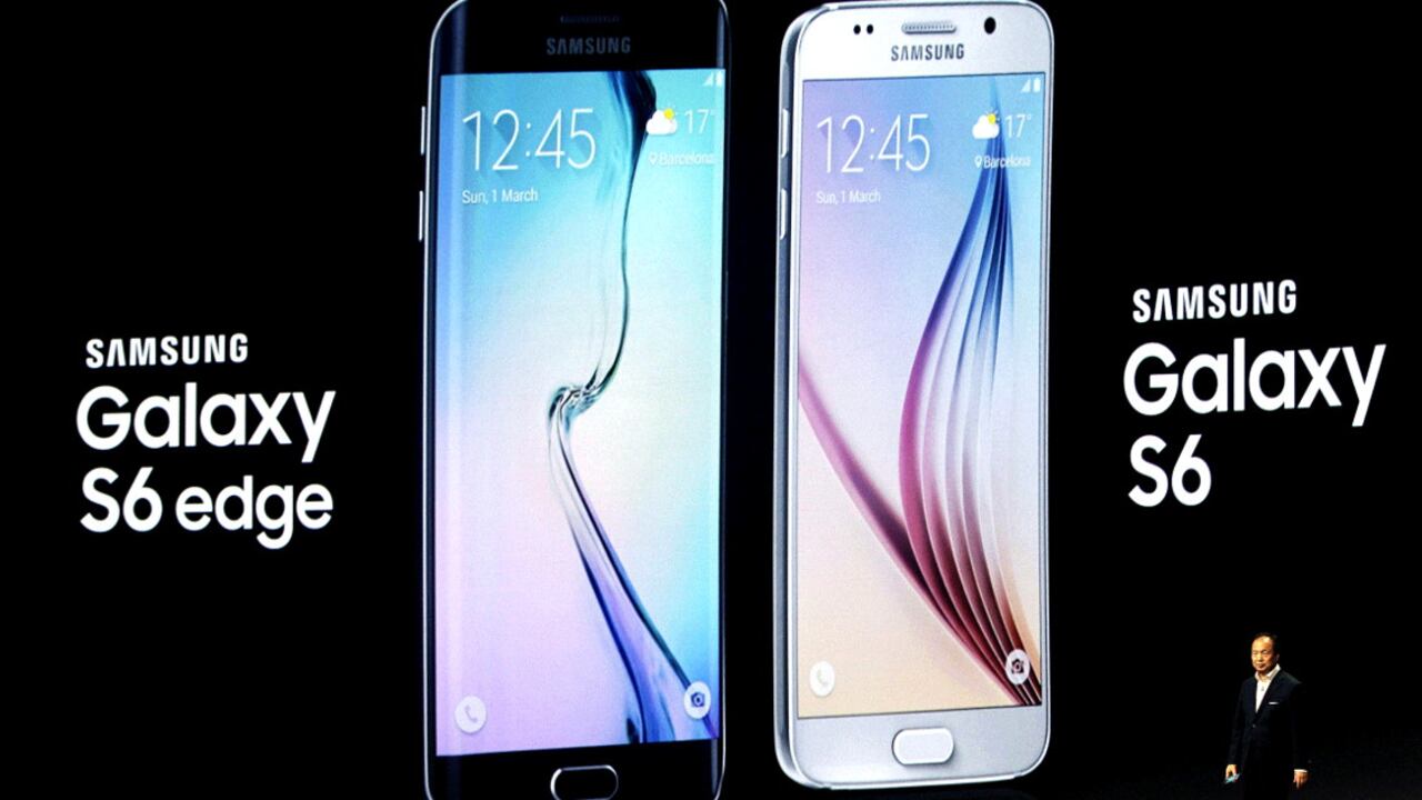 El presidente de Samsung, JK Shin, durante la presentación del nuevo teléfono móvil de la compañía coreana, el Samsung Galaxy 6, celebrada en Barcelona, donde el 2 de marzo comienza de forma oficial el Mobile World Congress (MWC).